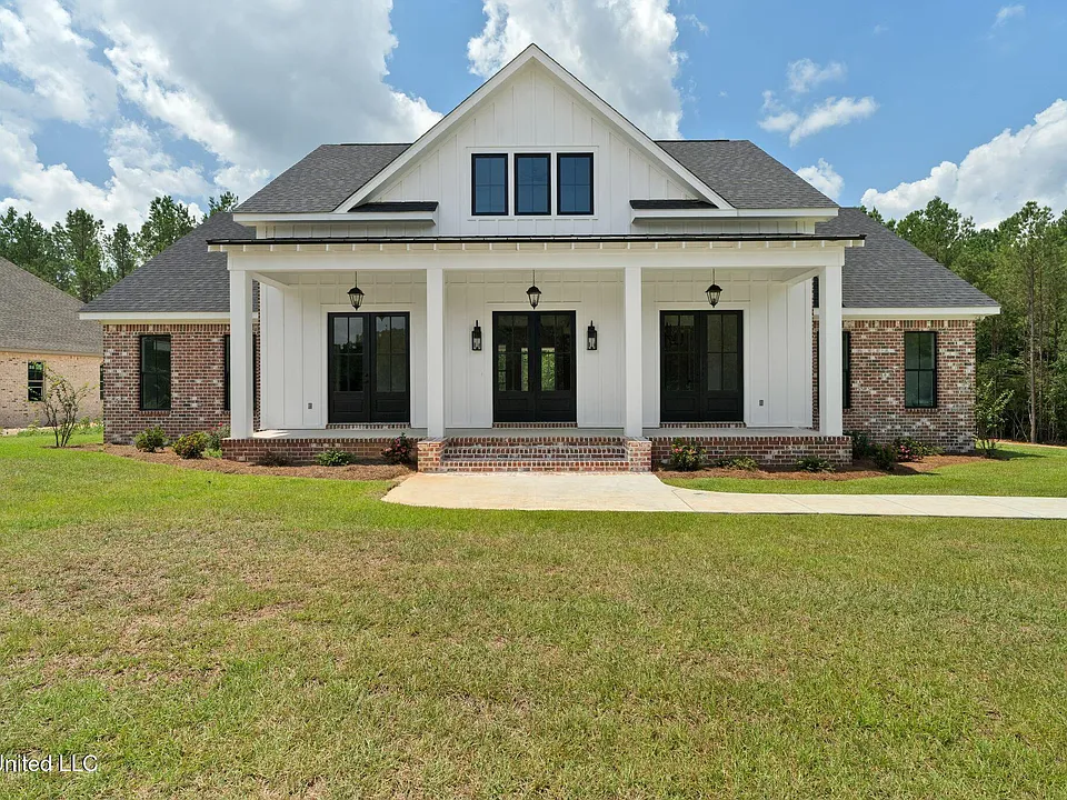Sumrall Custom Residence